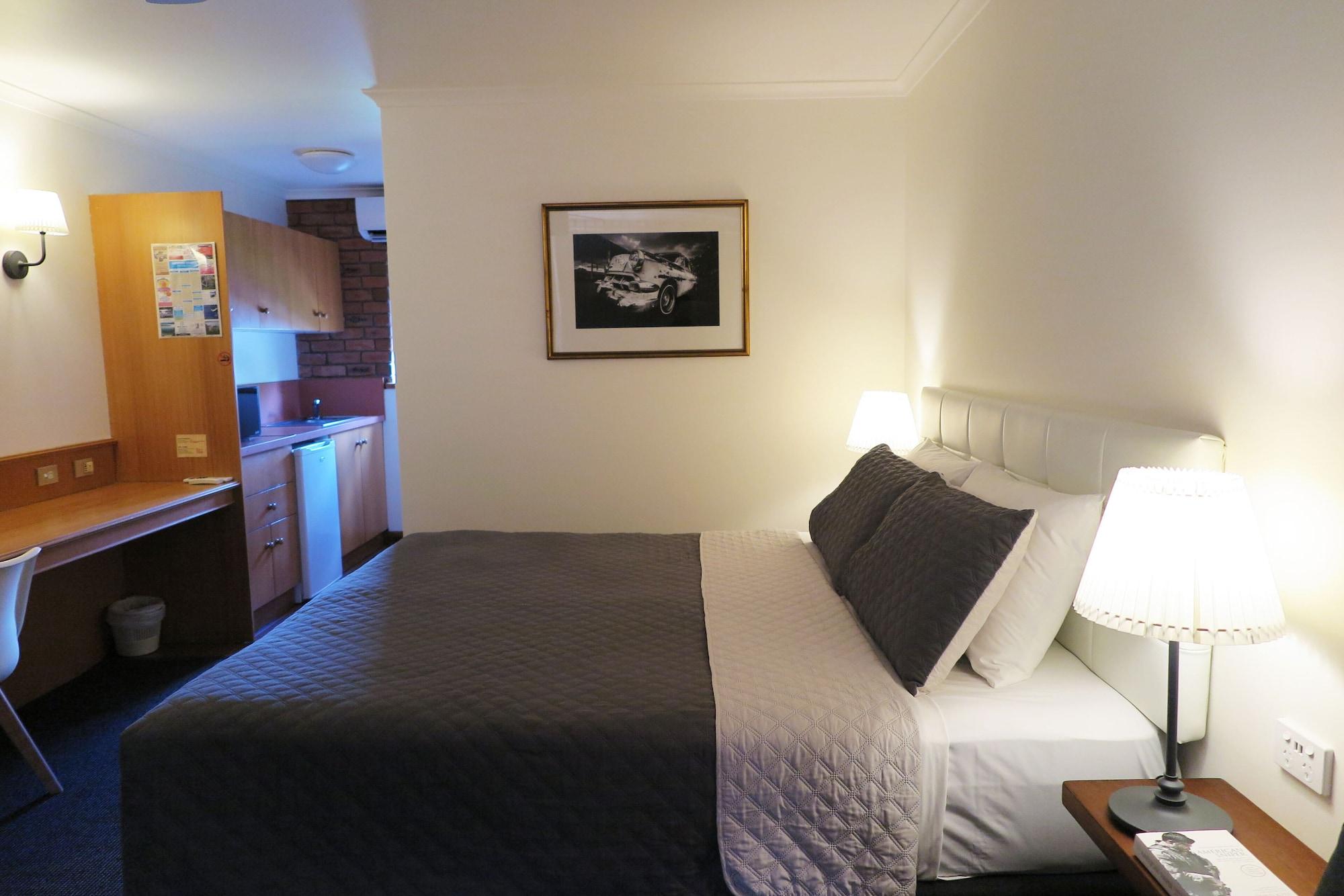 Summerhill Motor Inn (Adults Only) Merimbula Eksteriør billede