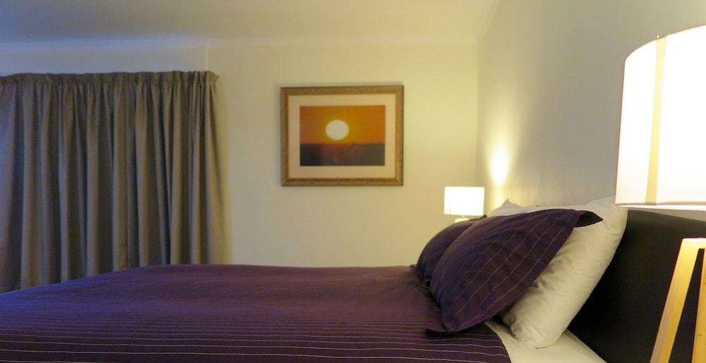 Summerhill Motor Inn (Adults Only) Merimbula Eksteriør billede