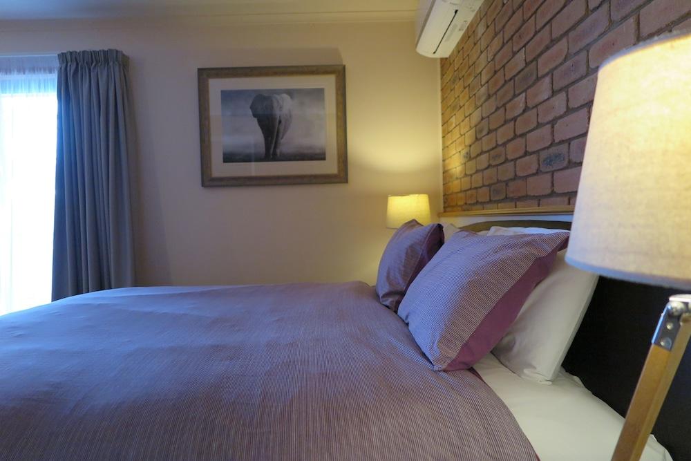 Summerhill Motor Inn (Adults Only) Merimbula Eksteriør billede