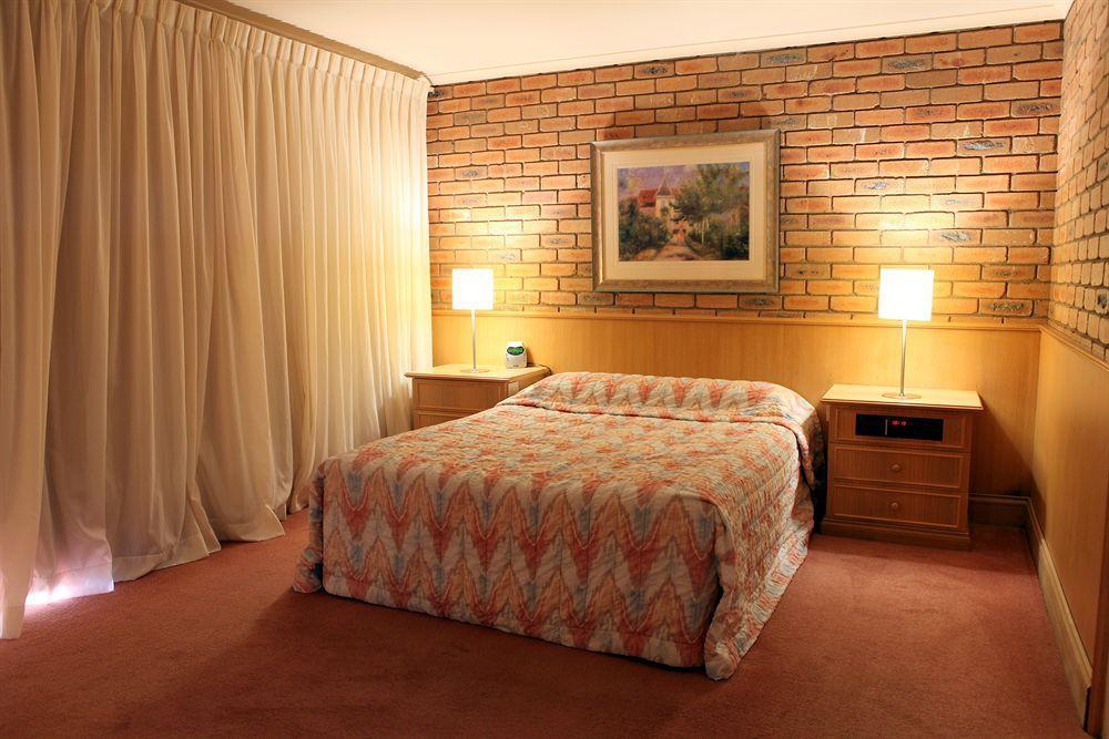 Summerhill Motor Inn (Adults Only) Merimbula Eksteriør billede