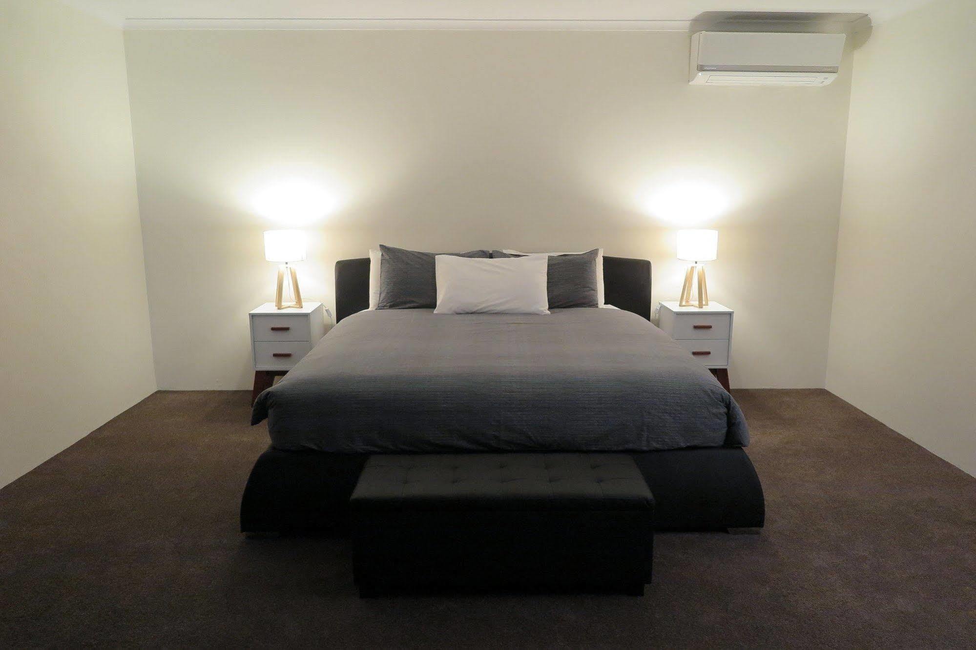 Summerhill Motor Inn (Adults Only) Merimbula Eksteriør billede